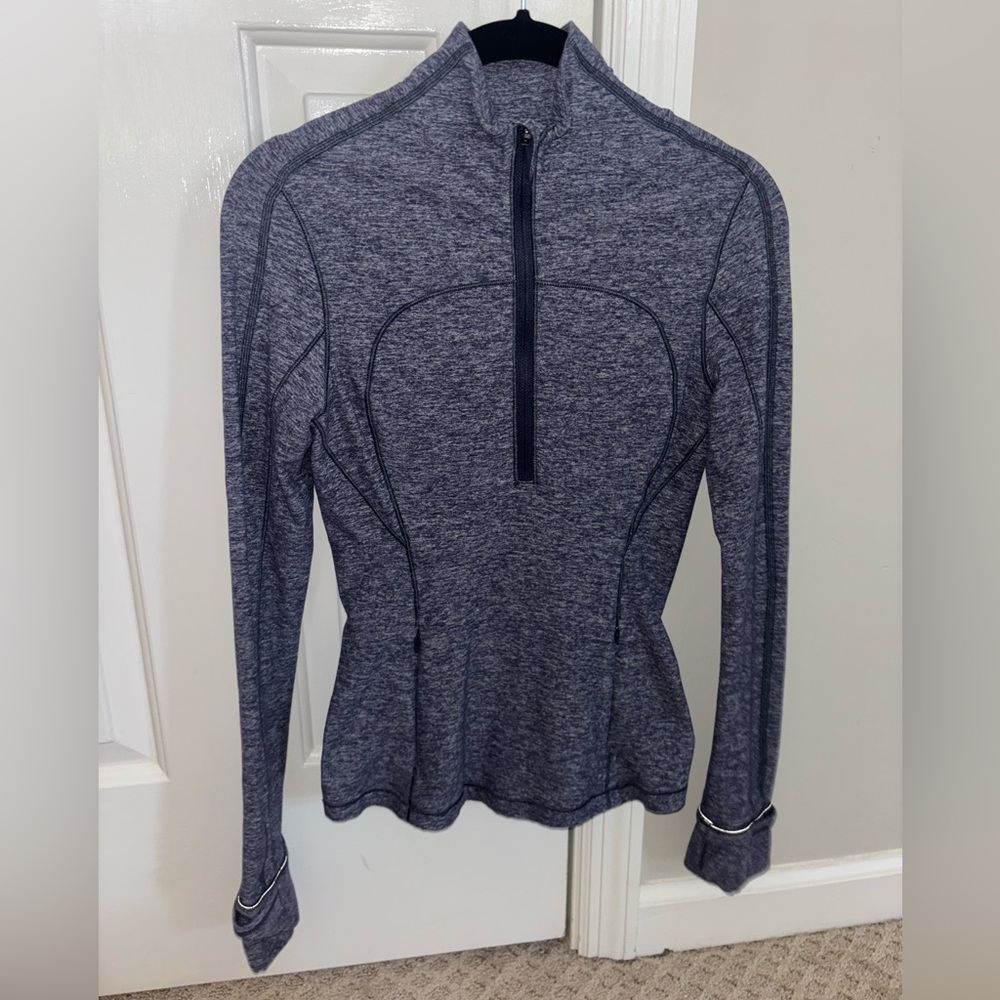 Lululemon Run Briskly 1/2 Zip Size 2